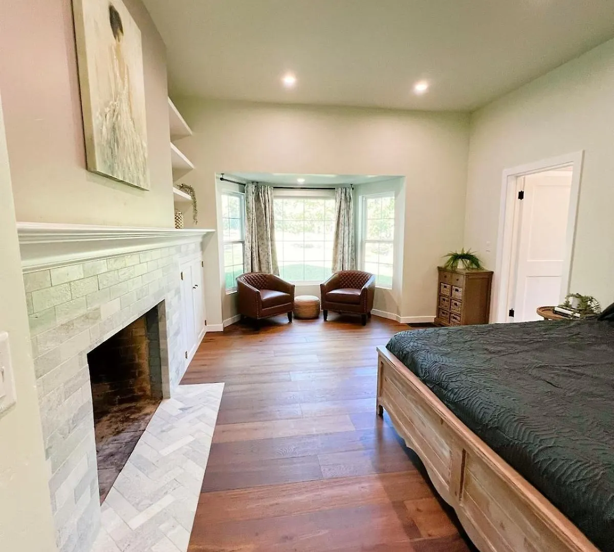 The Ranch House with a Pool Hot Tub and Fire Pit Villa Reno